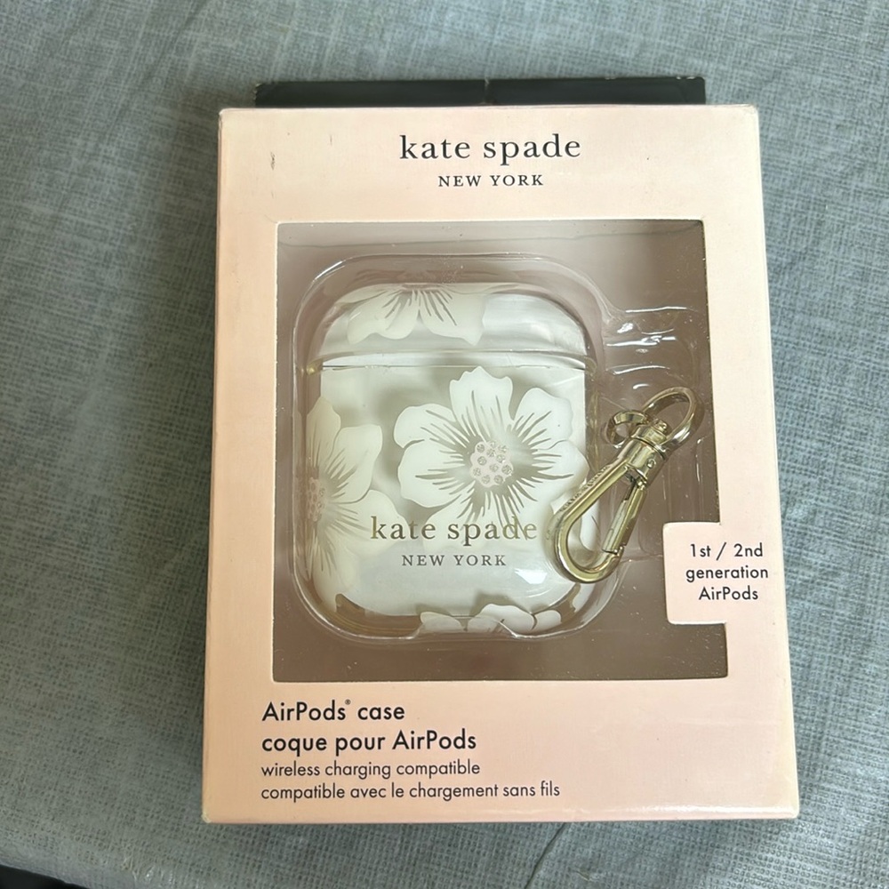 Kate Spade ♠️ AirPods case 1st/2nd generation airports